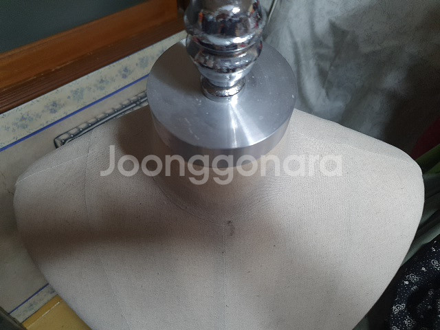 바퀴형 마네킹 철제다리부만 ( 몸통없음)--5