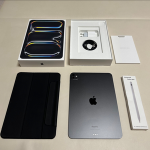 아이패드프로11 M4 WIFI 256GB(짭플펜슬포함)