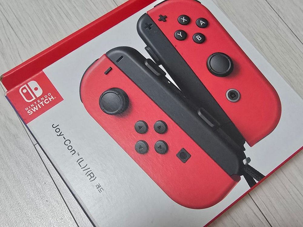 우체국무료)조이콘 레드(고추장레드) 미개봉--1