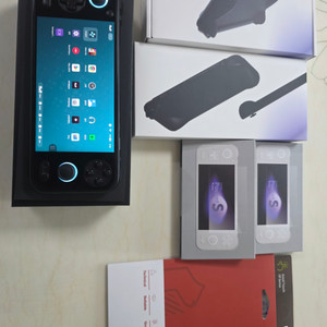 아야네오 포켓s fhd 16g 512g 팝니다