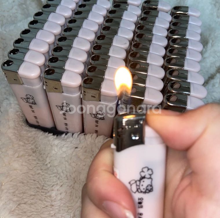 산리오 리락쿠마 헬로키티 판매 키링 포카--1