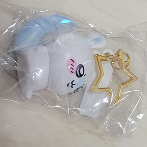 치이카와 모몽가 피규어 가챠 판매합니다.
