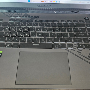ASUS rog strix G16