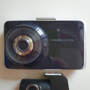 QXD950 아이나비 녹화 가능 터치 불량 블박 팝니다
