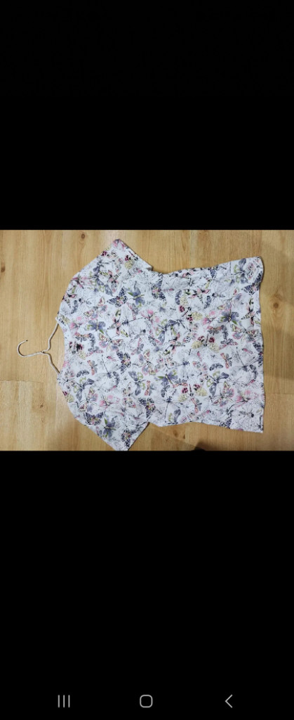 수입 나비 반팔티셔츠--1