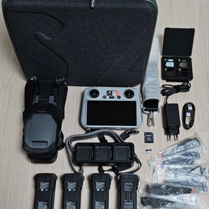 DJI MAVIC3 콤보+RC조종기+배터리4개