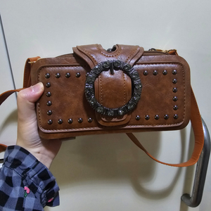 사용하던 가방