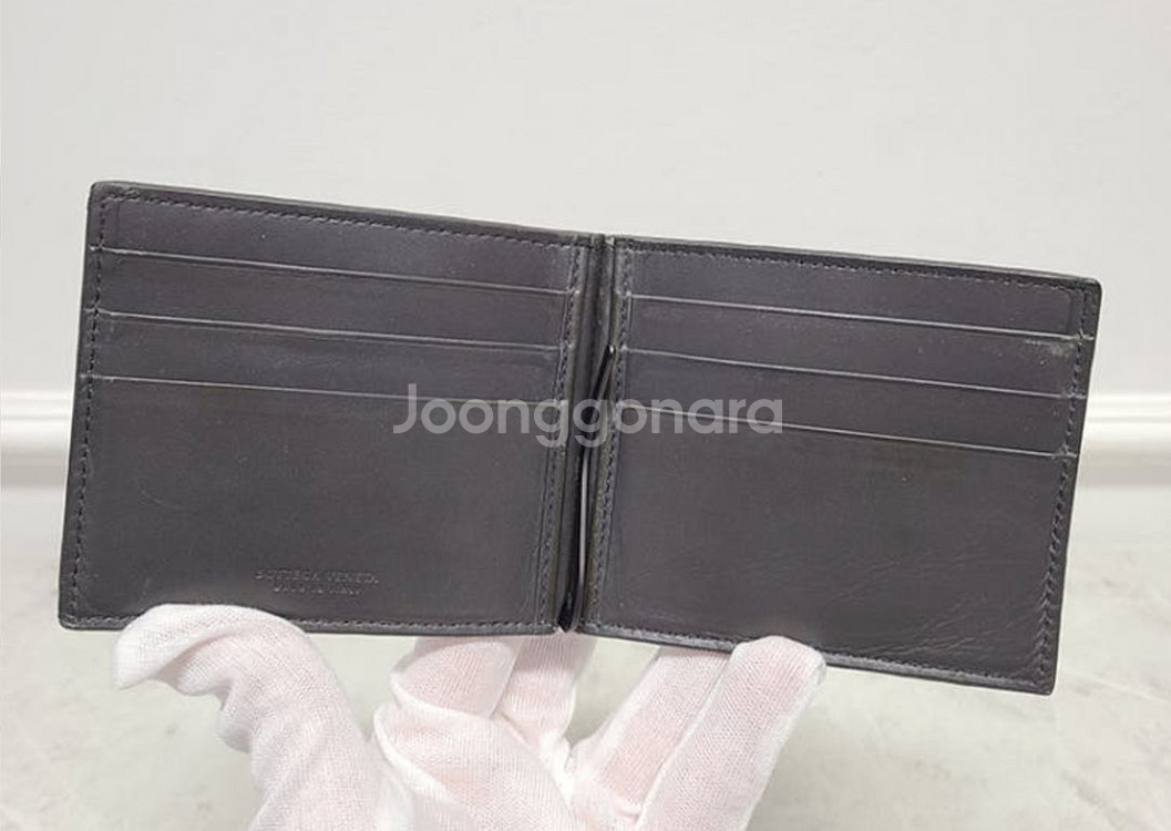 보테가 베네타 머니클립 반지갑 판매합니다.--1