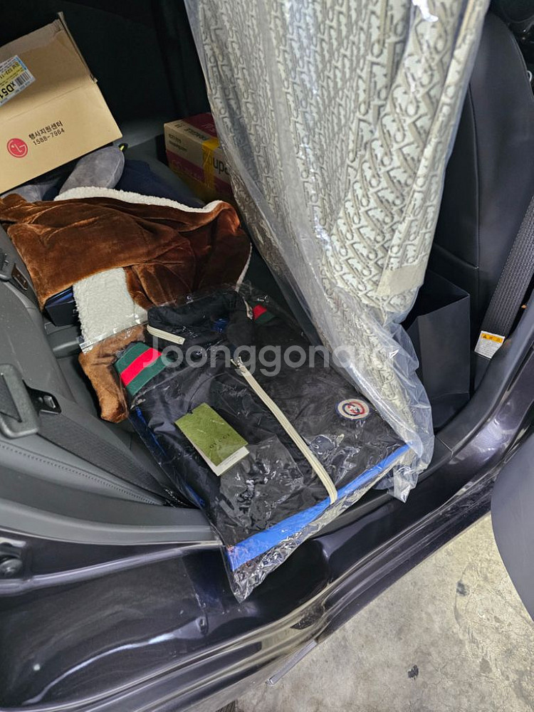 구찌바람막이 새거팝니다--3