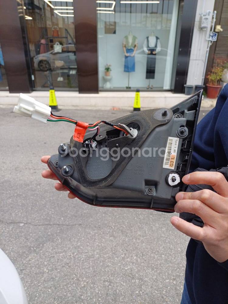 뉴i30 gd 트렁크led등 팝니다 개당4만입니다--0