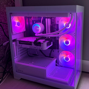 i7-14세대 32GB 1TB 4060 화이트 데스크탑