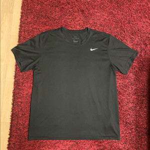 나이키 NiKE 트레이닝 반팔 티셔츠 판매