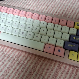 AL65 풀알루미늄 65% 커스텀 키보드 + 장패드