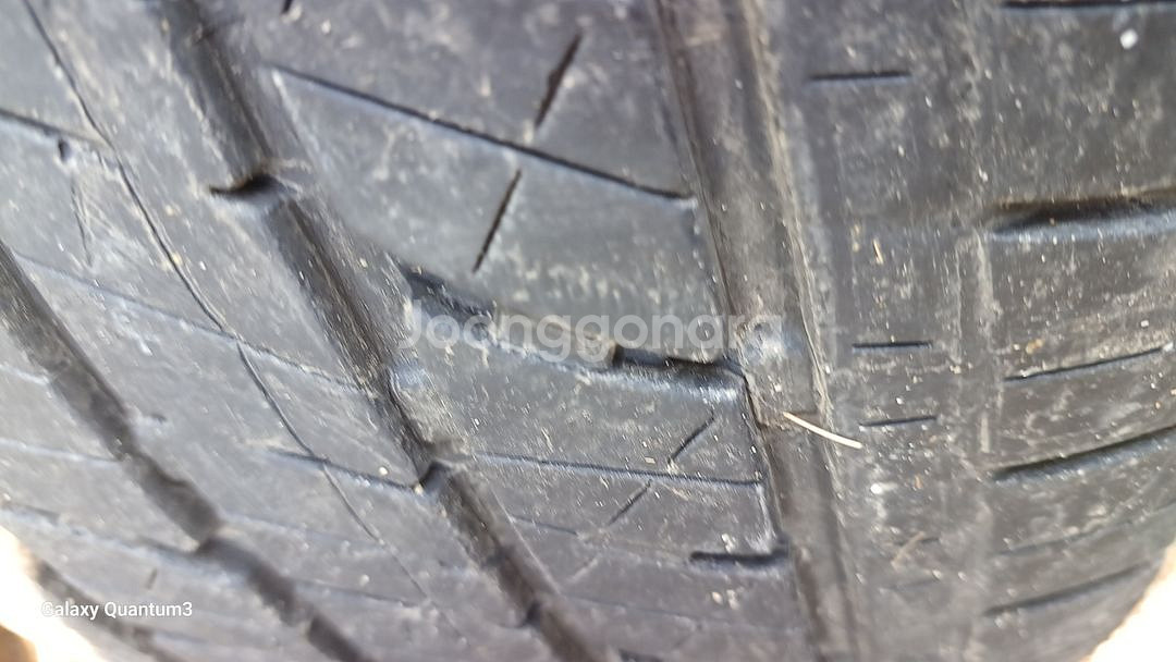 2356018 브릿지스톤 중고타이어 2본 팝니다--2