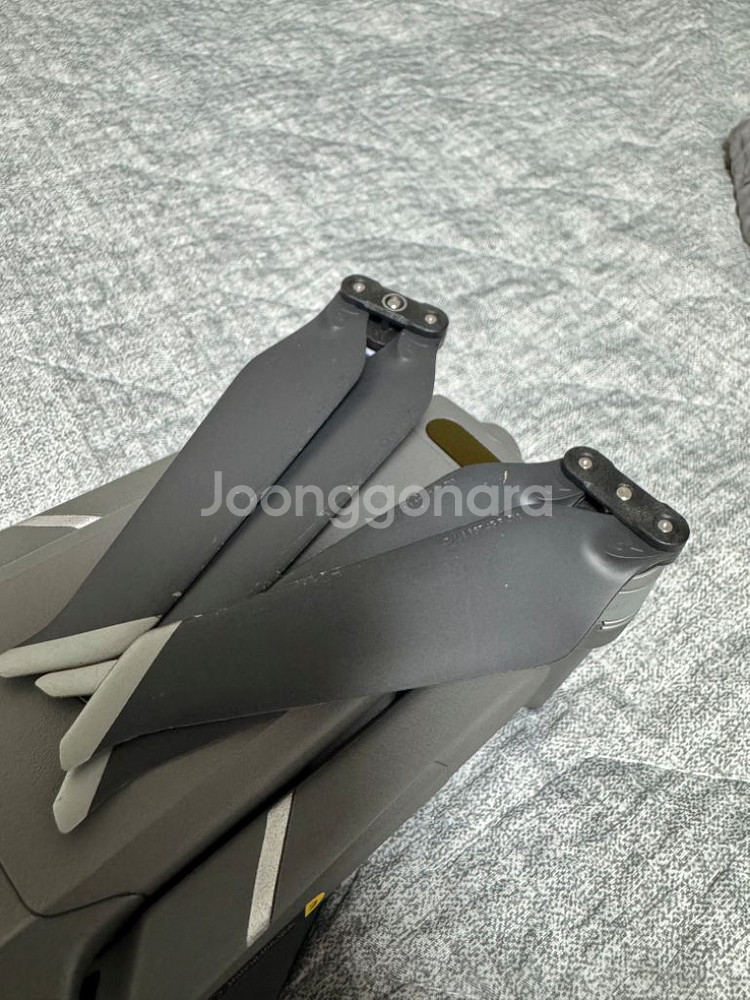 dji 매빅2프로 플라이모어킷 팝니다--2