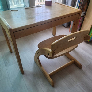 야마토마 책상 의자 팝니다