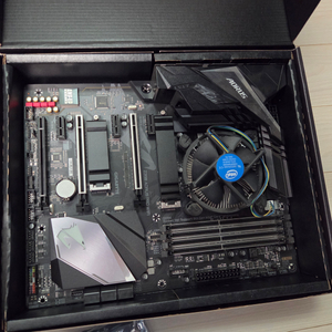 Z390 AORUS PRO WIFI 메인보드 판매합니다