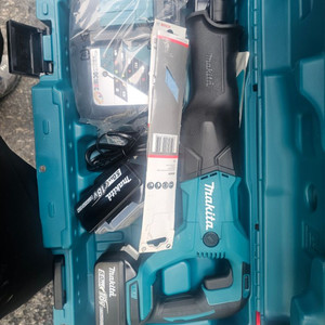 마끼다 무선 전동공구 세트(그라인더, 컷쏘, 로타리 함