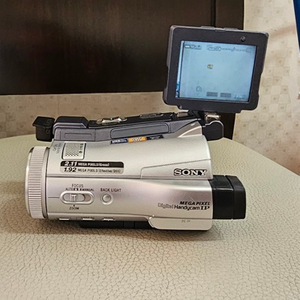SONY DCR-IP121 캠코더 작동품
