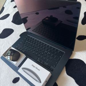 Apple 맥북 에어 15 미드나이트 • M2