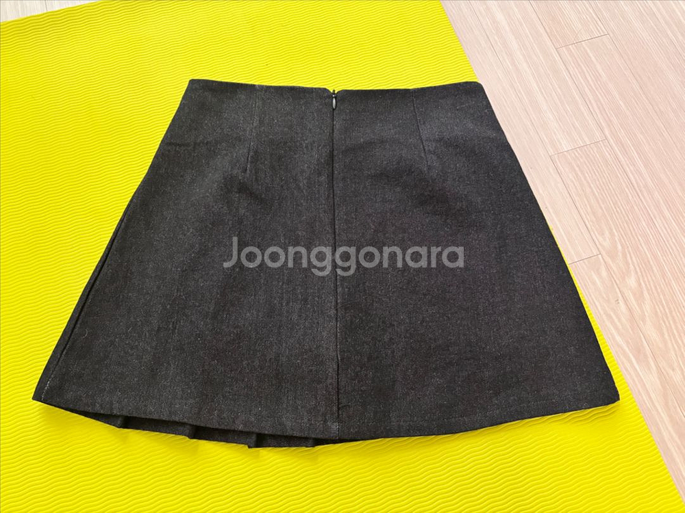 에잇세컨즈 데님스커트 새상품--3