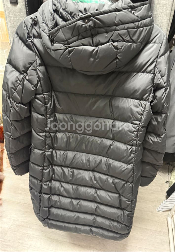 몽클레어 여성패딩 정품. 중고--2