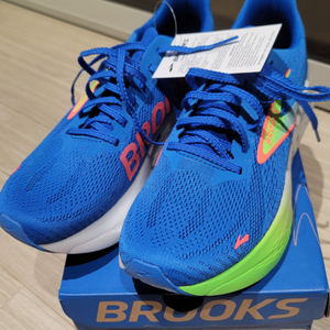 브룩스 러닝화 Hyperion Max 2 남성265