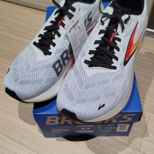 브룩스 러닝화 Hyperion GTS 2 남성 265
