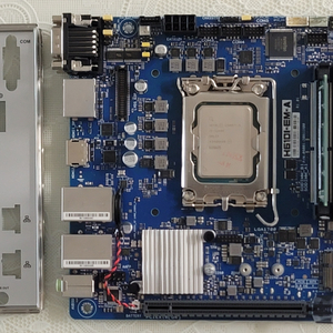 CPU12400 메인보드ASUS H610I 램16G