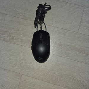 로지텍 G102