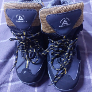 로드페이스 안점화 235입니다.