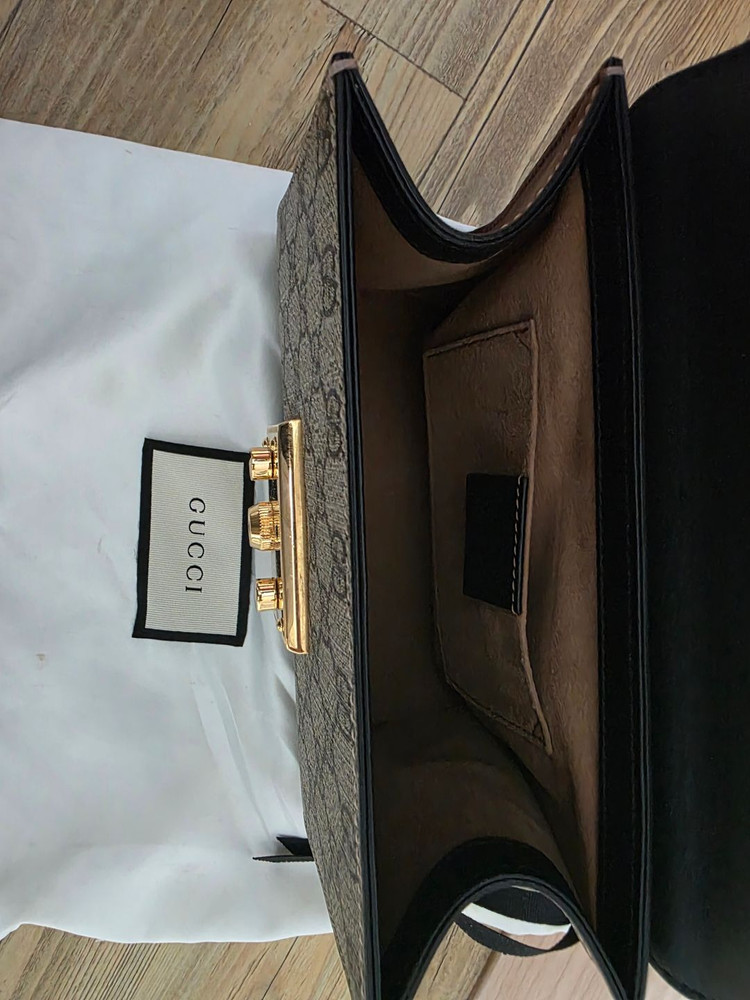 구찌 패드락 숄더백GG 이미지