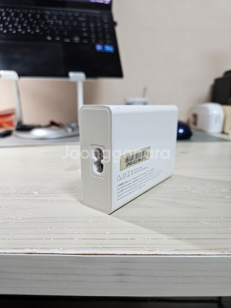 ipTIME 60W 5포트 충전기 팝니다.--2