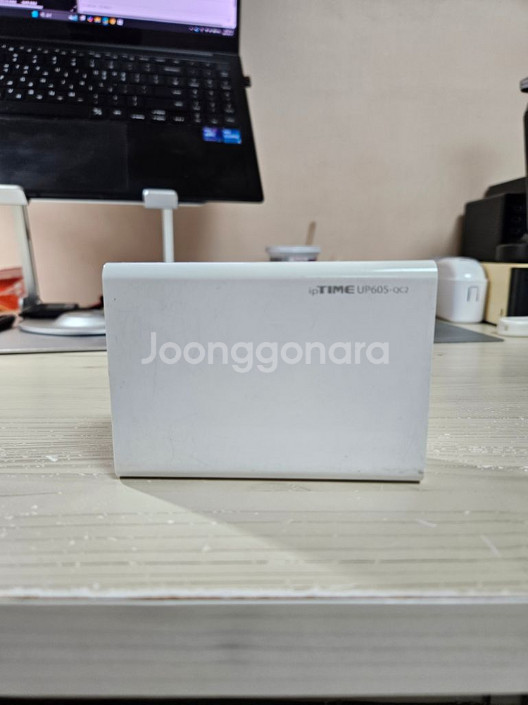 ipTIME 60W 5포트 충전기 팝니다.--3