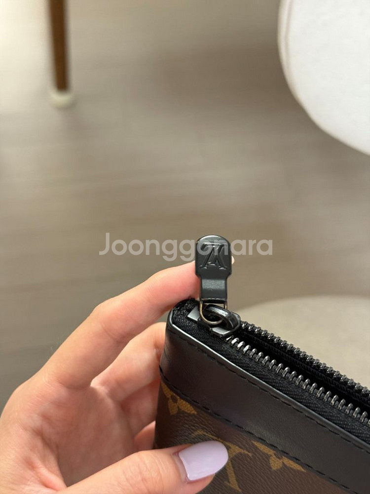 루이비통 남성 클러치백--4