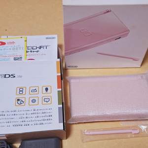 미품급 닌텐도 dslite 핑크 박스 레트로랜드 dsi