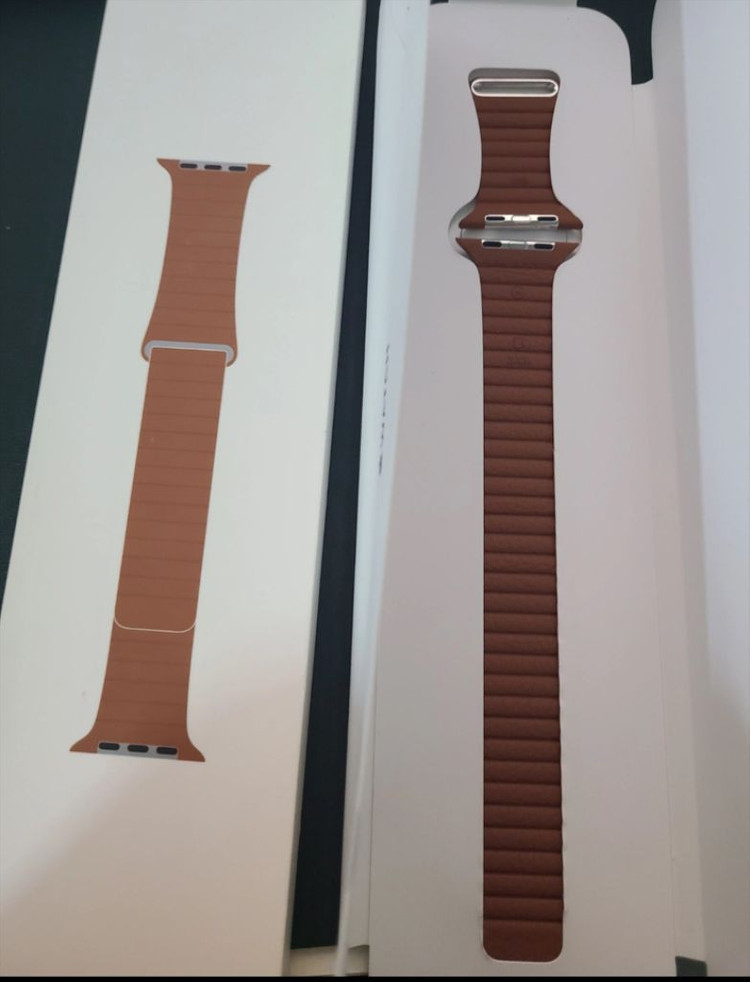 애플워치 정품 가죽스트랩 (44mm) 이미지