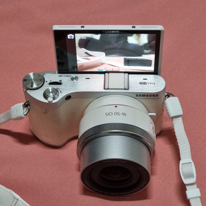 삼성 NX300M