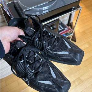 나이키 마틴로즈 280사이즈 US W 11 M 9.5