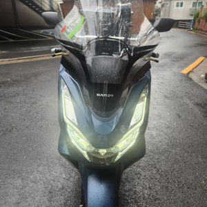 23년식 pcx 125 abs 짧은 키로수 판매합니다.