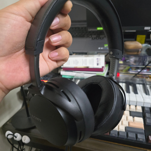 소니 헤드폰 MDR-Z7M2