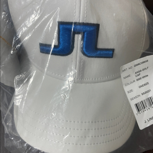 J.Lindeberg 앙가 골프 캡 화이트 색상입니다