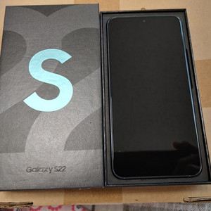 특A급 ㅡ 갤럭시 S22 256GB + 새케이스등