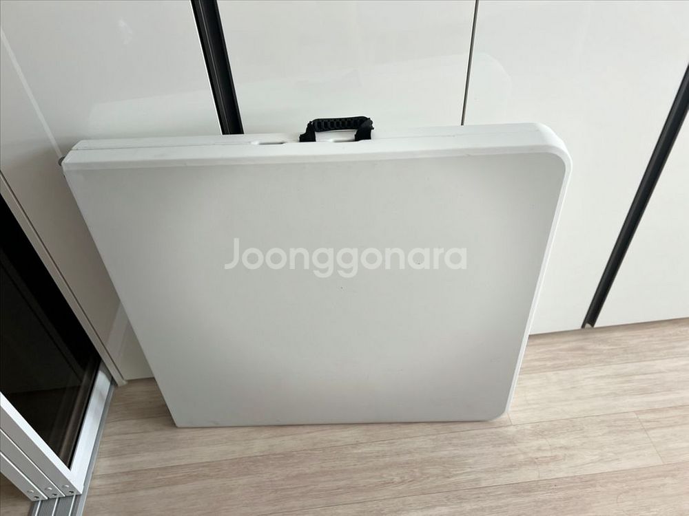 접이식 테이블 152x70x74cm 거의 새것직거래 서--1