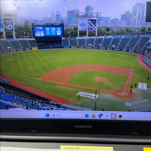 5.23(금) 렛두로 두산 vs NC 중네 통로 4자리