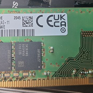삼성 ddr4 3200 16gb 램 2개.택포6.5만.