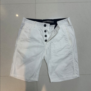 스톤 아일랜드 반바지