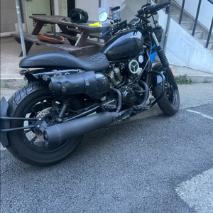 아퀼라125