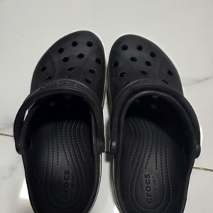크록스 바야 밴드 클로그 블랙