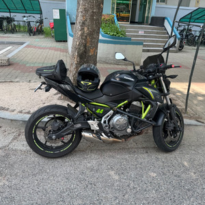 가와사키 z650